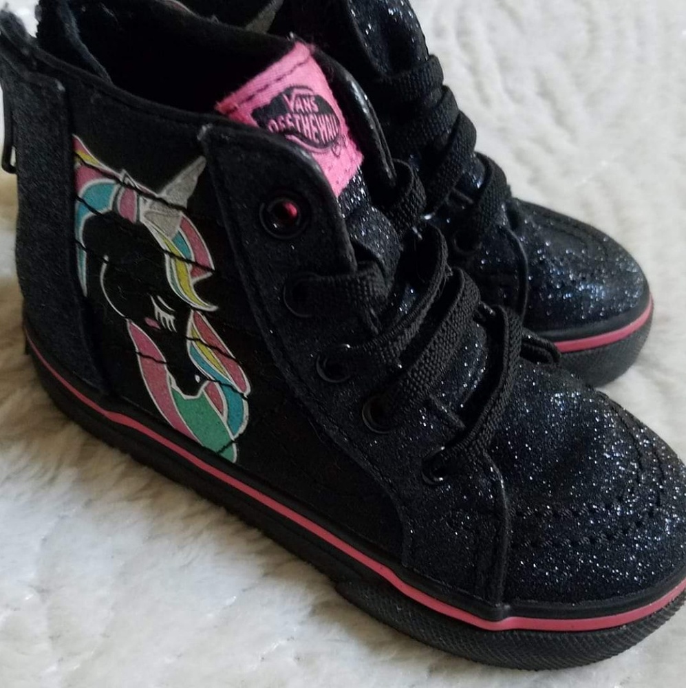 Unicorn vans